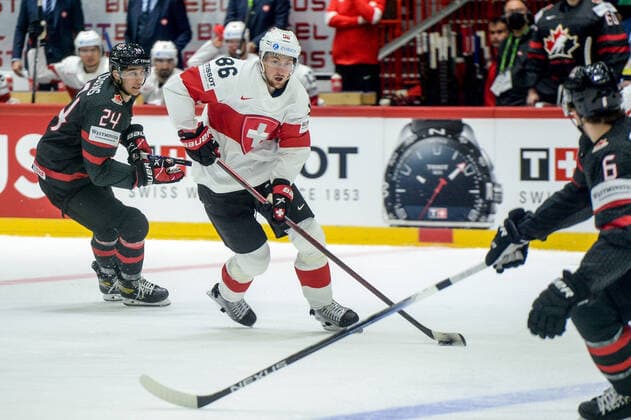 21.05.2022, Helsinki, Helsinki Ice Hall, 2022 IIHF Ice hockey, Eishockey World Championship, WM, Weltmeisterschaft Canada - Switzerland, 86 Janis Moser (Switzerland) Helsinki Helsinki Ice Hall Uusimaa Finland Copyright: xJustPictures.ch AndreaxBrancax