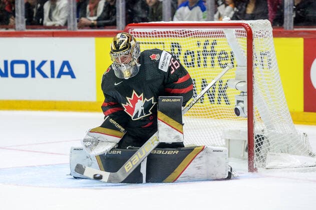 21.05.2022, Helsinki, Helsinki Ice Hall, 2022 IIHF Ice hockey, Eishockey World Championship, WM, Weltmeisterschaft Canada - Switzerland, 36 goalkeeper Logan Thompson (Canada) Helsinki Helsinki Ice Hall Uusimaa Finland Copyright: xJustPictures.ch AndreaxBrancax