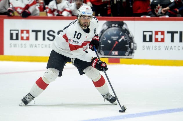 21.05.2022, Helsinki, Helsinki Ice Hall, 2022 IIHF Ice hockey, Eishockey World Championship, WM, Weltmeisterschaft Canada - Switzerland, 10 Andres Ambuhl (Switzerland) Helsinki Helsinki Ice Hall Uusimaa Finland Copyright: xJustPictures.ch AndreaxBrancax