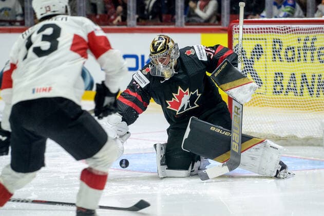 21.05.2022, Helsinki, Helsinki Ice Hall, 2022 IIHF Ice hockey, Eishockey World Championship, WM, Weltmeisterschaft Canada - Switzerland, 36 goalkeeper Logan Thompson (Canada) Helsinki Helsinki Ice Hall Uusimaa Finland Copyright: xJustPictures.ch AndreaxBrancax