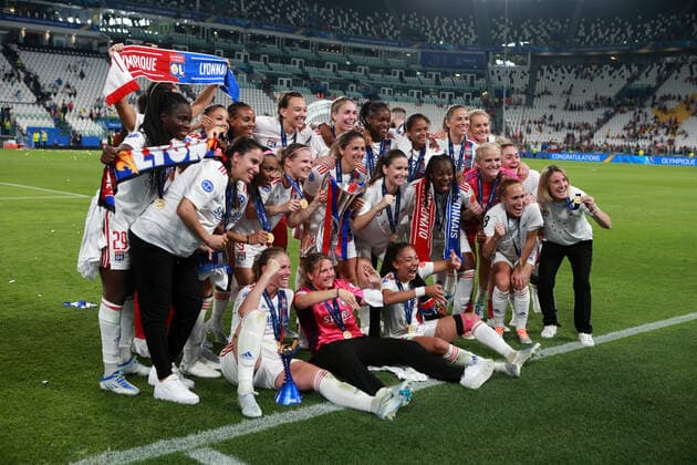 FC Barcelona, Barca - Olympique Lyon Players of Olympique Lyon celebrate after winning the UEFA Women s Champions League final match between Fc Barcelona and Olympique Lyon at Juventus Stadium on May 21, 2022 in Turin, Italy . Turin Juventus Stadium Italy Copyright: xMarcoxCanonierox