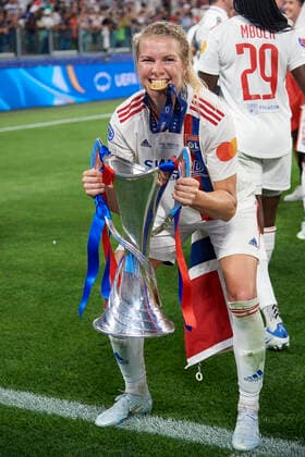 FC Barcelona, Barca v Olympique Lyonnais - UEFA Women s Champions League Final 2021 22 Ada Hegerberg of Olympique Lyonnais celebrates victory after the UEFA Women s Champions League final match between FC Barcelona and Olympique Lyonnais at Juventus Stadium on May 21, 2022 in Turin, Italy. Turin Italy  Copyright: xJosexBretonx originalFilename:breton-fcbarcel220521_np7wc.jpg