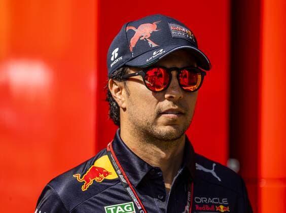 BARCELONA - Sergio Perez (Oracle Red Bull Racing) ahead of the F1 Grand Prix of Spain at Circuit de Barcelona-Catalunya on May 22, 2022 in Barcelona, Spain. REMKO DE WAAL F1 Grand Prix of Spain, RACE 2022 xVIxANPxSportx xxANPxIVx