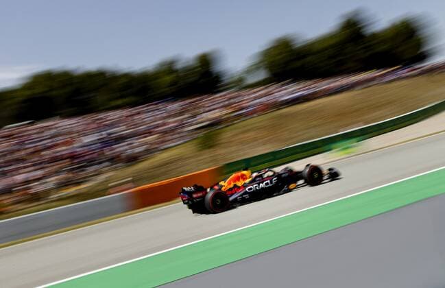 BARCELONA - Max Verstappen (1) with the Oracle Red Bull Racing RB18 Honda during the F1 Grand Prix of Spain at Circuit de Barcelona-Catalunya on May 22, 2022 in Barcelona, Spain. REMKO DE WAAL F1 Grand Prix of Spain, RACE 2022 xVIxANPxSportx xxANPxIVx