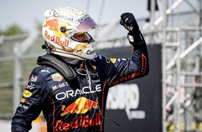 Bilder des Jahres 2022, Sport 05 Mai Sport Themen der Woche KW20 BARCELONA - Max Verstappen (1) driving the Oracle Red Bull Racing RB18 Honda reacts after the F1 Grand Prix of Spain at Circuit de Barcelona-Catalunya on May 22, 2022 in Barcelona, Spain. REMKO DE WAAL F1 Grand Prix of Spain, RACE 2022 xVIxANPxSportx xxANPxIVx *** BARCELONA Max Verstappen 1 driving the Oracle Red Bull Racing RB18 Honda reacts after the F1 Grand Prix of Spain at Circuit de Barcelona Catalunya on May 22, 2022 in Barcelona, Spain REMKO DE WAAL F1 Grand Prix of Spain, RACE 2022 xVIxANPxSportx xxANPxIVx 449035334 originalFilename: 449035334.jpg