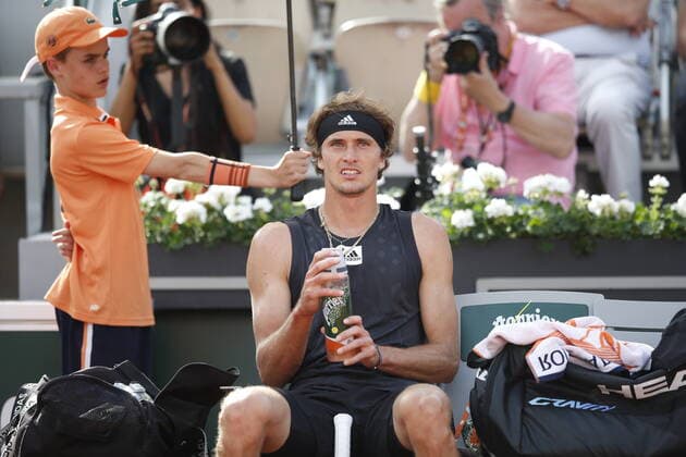 22.05.2022, Tennis, French Open 2022 Roland-Garros, FRA, Paris, Roland Garros Bild: v. li. Alexander Zverev (GER) Copyright: HMBxMedia AntonioxBorga