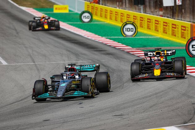 63 George Russell (GBR, Mercedes-AMG Petronas F1 Team), 1 Max Verstappen (NLD, Oracle Red Bull Racing), F1 Grand Prix of Spain at Circuit de Barcelona-Catalunya on May 22, 2022 in Barcelona, Spain. (Photo by HOCH ZWEI) Barcelona Spain