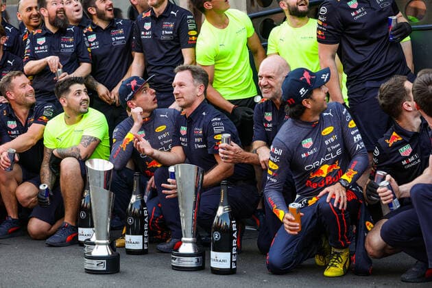 1 Max Verstappen (NLD, Oracle Red Bull Racing), Christian Horner (GBR, Oracle Red Bull Racing), Adrian Newey (GBR, Oracle Red Bull Racing), 11 Sergio Perez (MEX, Oracle Red Bull Racing), F1 Grand Prix of Spain at Circuit de Barcelona-Catalunya on May 22, 2022 in Barcelona, Spain. (Photo by HOCH ZWEI) Barcelona Spain