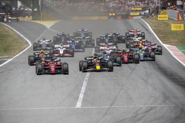 Barcelona - 22-05-2022, Circuit de Barcelona-Catalunya, Max Verstappen and Charles Leclerc at the Formula 1 Spanish Grand Prix. Formula 1 Spanish Grand Prix Sunday  x16732926x Copyright: