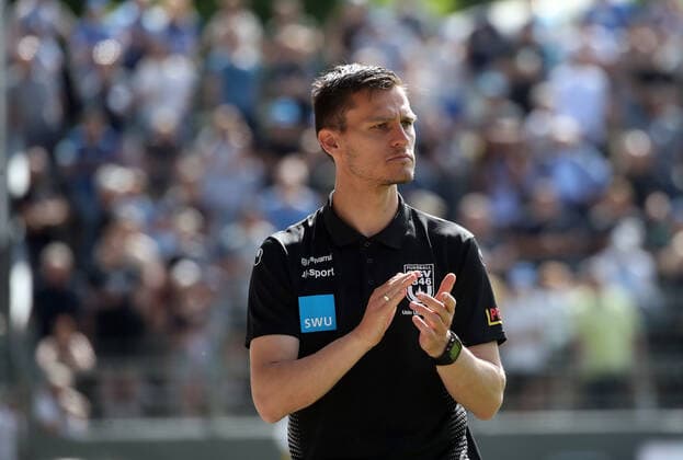 21.05.22 wfv-Pokal Finale Stuttgarter Kickers - SSV Ulm 1846 Deutschland, Stuttgart, 21.05.2022, Fussball, Finaltag der Amateure, wfv-Pokal Finale, Stuttgarter Kickers - SSV Ulm 1846 (5:4 n.E.): Thomas Wörle (Trainer SSV Ulm 1846).