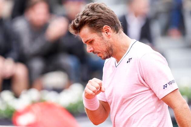 TENNIS - French Open 2022 PARIS,FRANCE,23.MAY.22 - TENNIS - ATP, Tennis Herren World Tour, French Open, Roland Garros, Grand Slam. Image shows the rejoicing of Stan Wawrinka (SUI).  GEPAxpictures xPatrickxSteiner
