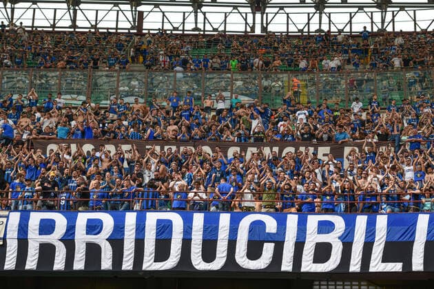 Inter v Sampdoria, Serie A football, Milano, Italy Milano, Italy. 22nd, May 2022. Football fans of Inter seen on the stands during the Serie A match between Inter and Sampdoria at Giuseppe Meazza in Milano. Milano Italy  Copyright: xGonzalesxPhoto TommasoxFimianox