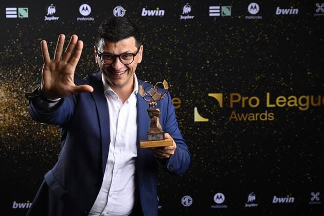 BRUSSEL, BELGIUM - MAY 23 : Community and football award pictured during the Pro League Awards on May 23, 2022 in Brussel, Belgium, 23 05 2022 ( Pro League Awards 2021-2022 PhotoNews Panoramic 