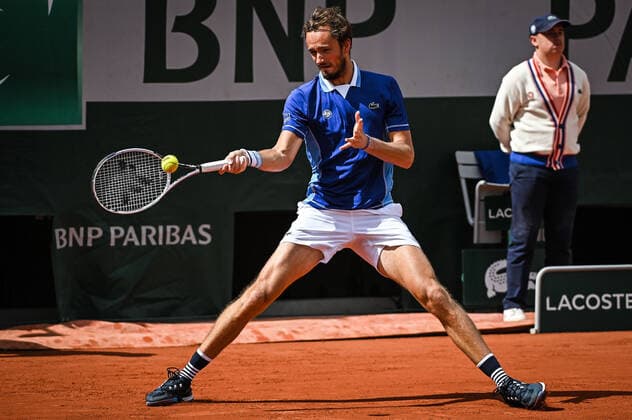Sport Bilder des Tages May 24, 2022, Paris, France, France: Daniil MEDVEDEV of Russia during the Day three of Roland-Garros 2022, French Open 2022, Grand Slam tennis tournament at the Roland-Garros stadium on May 24, 2022 in Paris, France. Paris France - ZUMAm308 20220524_zsp_m308_001 Copyright: xMatthieuxMirvillex