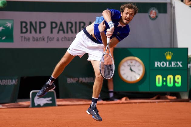 May 24, 2022, Saint Denis, Seine Saint Denis, France: DANIIL MEDVEDEV of Russia return the ball to FACUNDO BAGNIS of Argentina during the Day Three of the French Open 2022, Grand Slam tennis tournament at the Roland-Garros Stadium - Paris France..Daniil Medvedev won : 6:2 6:2 6:2 Saint Denis France - ZUMAp119 20220524_zaf_p119_002 Copyright: xPierrexSteveninx