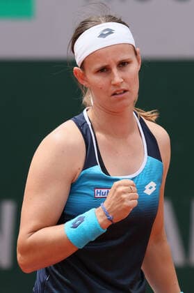 Belgian Greet Minnen reacts during a tennis match between Russian Alexandrova WTA, Tennis Damen 31) and Belgian Minnen (WTA 83), in the first round of the women s singles of the Roland Garros French Open tennis tournament, in Paris, France, Tuesday 24 May 2022. This year s tournament takes place from 22 May to 5 June. BENOITxDOPPAGNE  x35441931x