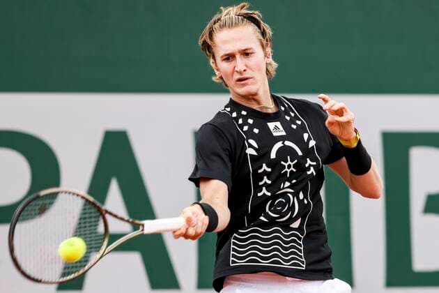 TENNIS - French Open 2022 PARIS,FRANCE,24.MAY.22 - TENNIS - ATP, Tennis Herren World Tour, French Open, Roland Garros, Grand Slam. Image shows Sebastian Korda (USA).  GEPAxpictures xPatrickxSteiner