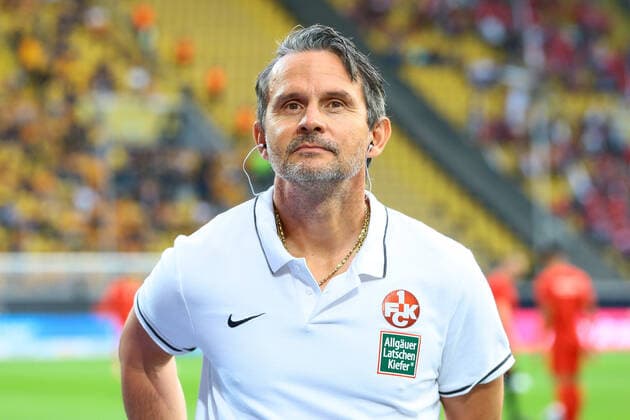 24.05.2022, xtgx, Fussball Relegation 2. Bundesliga, SG Dynamo Dresden - 1. FC Kaiserslautern emspor, v.l. Dirk Schuster (Kaiserslautern, Trainer) Portrait, Portraet, Einzelbild (DFL DFB REGULATIONS PROHIBIT ANY USE OF PHOTOGRAPHS as IMAGE SEQUENCES and or QUASI-VIDEO) Dresden
