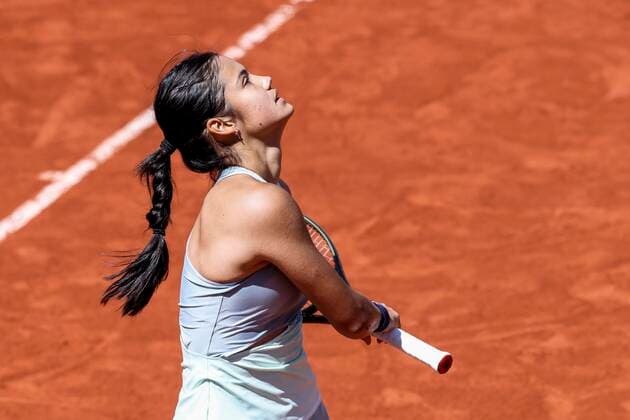 TENNIS - French Open 2022 PARIS,FRANCE,25.MAY.22 - TENNIS - WTA, Tennis Damen Tour, French Open, Roland Garros, Grand Slam. Image shows Emma Raducanu (GBR).  GEPAxpictures xPatrickxSteiner