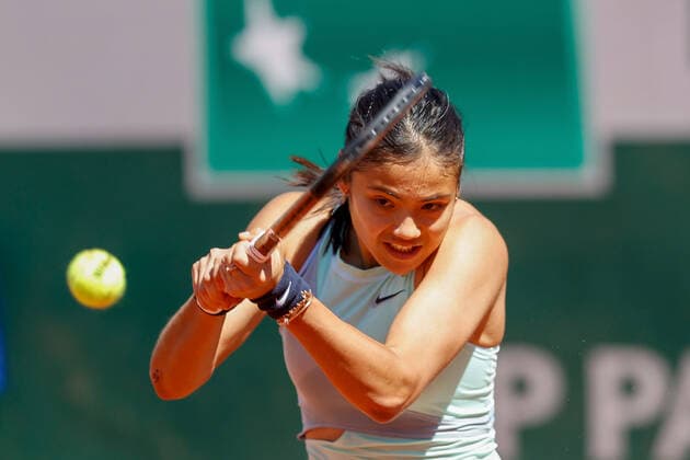 25.05.2022, Tennis, French Open 2022 Roland-Garros, FRA, Paris, Roland Garros v. li. Emma Raducanu (CAN) Tennis, French Open 2022 Roland-Garros Paris Copyright: xBeckerxEibner-Pressefotox EP_hec