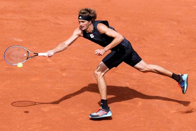 TENNIS - French Open 2022 PARIS,FRANCE,25.MAY.22 - TENNIS - ATP, Tennis Herren World Tour, French Open, Roland Garros, Grand Slam. Image shows Alexander Zverev (GER).  GEPAxpictures xPatrickxSteiner