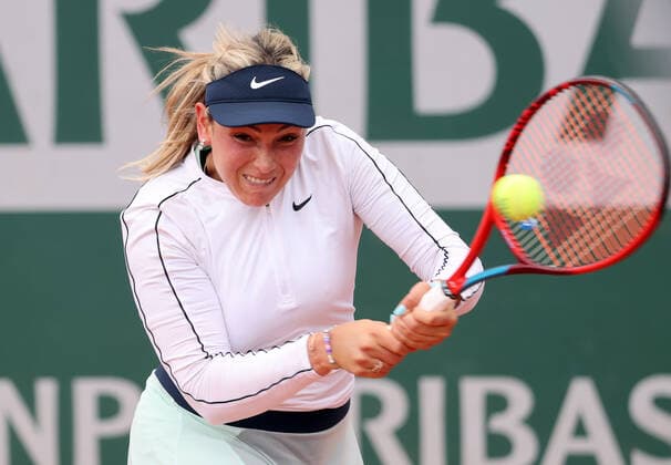 Donna Vekic of Croatia plays against US Amanda Anisimo during their French Tennis Open match at Roland Garros near Paris, France, on Wednesday, May 25, 2022. Anisimova won 6-4, 6-1.  PAR20220525131 MAYAxVIDON-WHITE