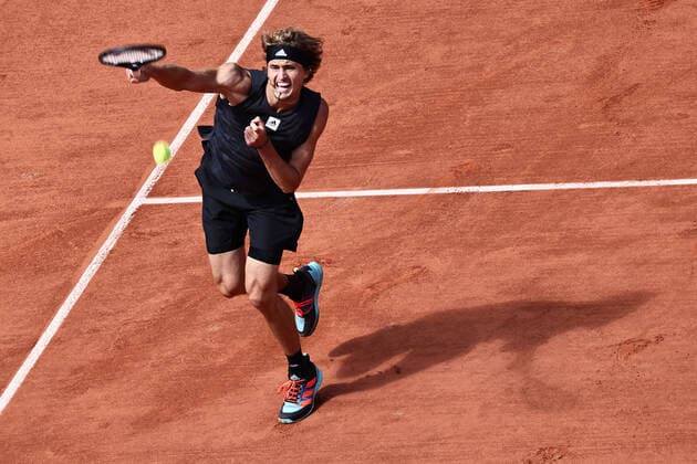 Alexander Zverev, GER, during second round of 2022 French Open at Roland Garros, Paris, 25 05 2022; -