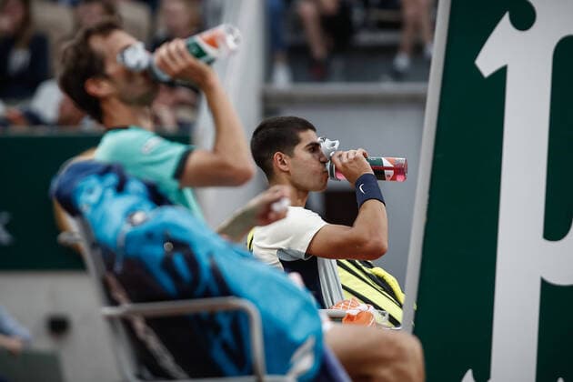 Albert RAMOS VINOLAS (ESP) contre Carlos ALCARAZ (ESP) TENNIS : Roland Garros 2022 - 25 05 2022 AurelienMorissard Panoramic 