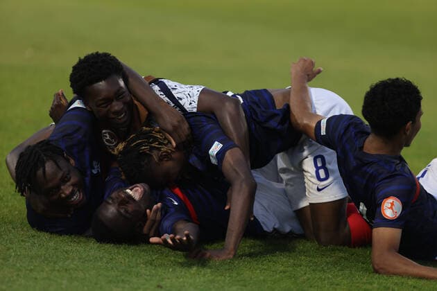 220525 Team France during the UEFA Under-17 quarter Final between Germany and France on May 25, 2022 in Tel Aviv. Photo: Nir Keidar BILDBYRAN COP 329 ZN0007 fotboll football soccer fotball em U17, U 17 p17 UEFA EURO, EM, Europameisterschaft,Fussball under 17 tyskland frankrike france germany Copyright: NIRxKEIDAR BB220525BB972