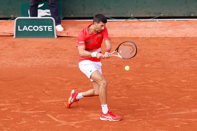 25.05.2022, Tennis, French Open 2022 Roland-Garros, FRA, Paris, Roland Garros Bild: v. li. Novak Djokovic (SER) Copyright: HMBxMedia AntonioxBorga