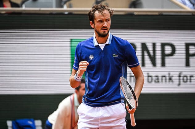 May 26, 2022, Paris, France, France: Daniil MEDVEDEV of Russia celebrates his point during the Day five of Roland-Garros 2022, French Open 2022, Grand Slam tennis tournament at the Roland-Garros stadium on May 26, 2022 in Paris, France. Paris France - ZUMAm308 20220526_zsp_m308_010 Copyright: xMatthieuxMirvillex
