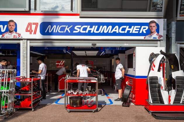 Blick in die Box von Mick Schumacher (Haas F1 Team), Grosser Preis von Monaco 2022, Motorsport, Formel 1, 26.05.2022 Grosser Preis von Monaco 2022, Motorsport, Formel 1, 26.05.2022 Copyright: xEibner-Pressefoto AlexanderxNeisx EP_ANS