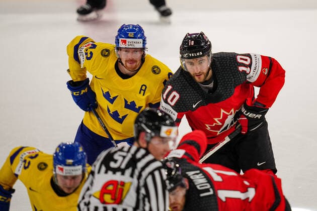 Eishockey, WM, Schweden - Kanada May 26, 2022, Tampere, Finland: Tampere, Finland, Nokia Arena, May 26, 2022, (Sweden) .. ROY Nicolas (Canada) during IIHF Ice hockey, Eishockey World Championship, WM, Weltmeisterschaft - Quarterfinals - Sweden vs Canada - Ice Hockey. Ice Hockey - IIHF Ice Hockey World Championship - Quarterfinals - Sweden vs Canada, Tampere, Finland - ZUMAl164 20220526_zsa_l164_260 Copyright: xAndreaxRex