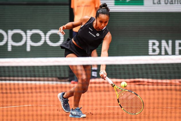 May 27, 2022, Paris, France, France: Leylah FERNANDEZ of Canada during the Day six of Roland-Garros 2022, French Open 2022, Grand Slam tennis tournament at the Roland-Garros stadium on May 27, 2022 in Paris, France. Paris France - ZUMAm308 20220527_zsp_m308_001 Copyright: xMatthieuxMirvillex