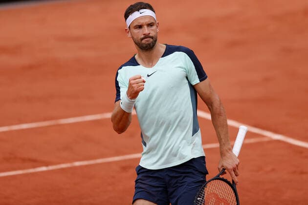 27.05.2022, Tennis, French Open 2022 Roland-Garros, FRA, Paris, Roland Garros Bild: v. li. Grigor Dimitrow (BUL) Copyright: HMBxMedia AntonioxBorga