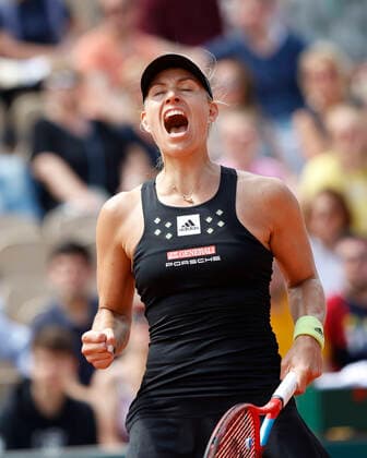 French Open 2022, Angelique Kerber macht die Faust und jubelt, Jubel, Freude, Emotion Tennis - French Open 2022 - Grand Slam ATP, Tennis Herren WTA, Tennis Damen ITF - Roland Garros - Paris - - France - 27 May 2022. Copyright: xJuergenxHasenkopfx