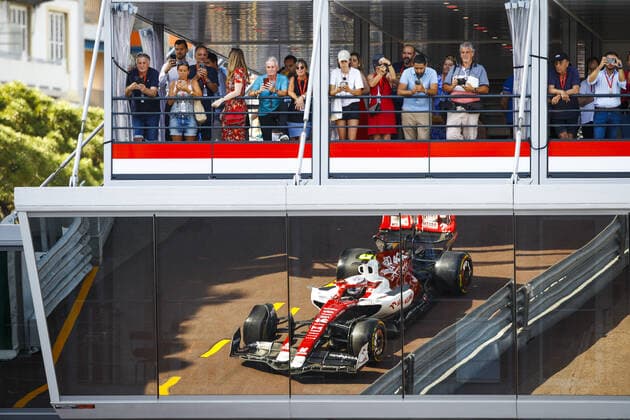 24 ZHOU Guanyu (chi), Alfa Romeo F1 Team ORLEN C42, action during the Formula 1 Grand Prix de Monaco 2022, 7th round of the 2022 FIA Formula One World Championship, WM, Weltmeisterschaft on the Circuit de Monaco, from May 27 to 29, 2022 in Monte-Carlo, Monaco - F1 - MONACO GRAND PRIX 2022 DPPI Panoramic  00122018__B3_9634.JPG_