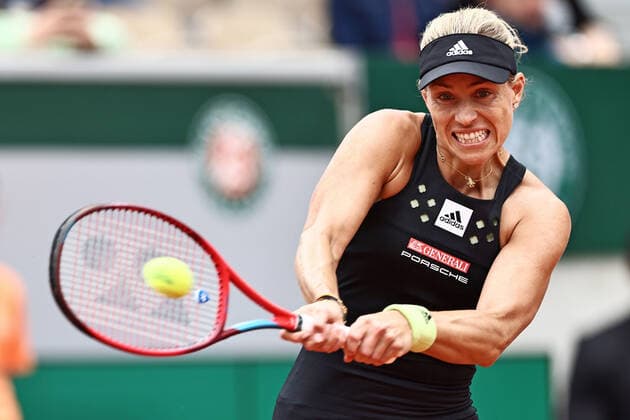 Angelique Kerber, GER, during third round of 2022 French Open at Roland Garros, Paris, 27 05 2022; -