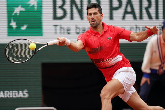 May 28, 2022, PARIS, France: NOVAK DJOKOVIC of Serbia return the ball to ALJAZ BEDENE of Slovenia during the Day 6 of the French Open 2022, Grand Slam tennis tournament at the Roland Garros Stadium - Paris France..Novak Djokovic won : 6:3 6:3 6:2 PARIS France - ZUMAp119 20220528_zaf_p119_070 Copyright: xPierrexSteveninx
