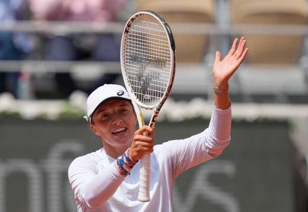 Mandatory Credit: Photo by Dave Shopland Shutterstock (12959957an) Iga Swiatek from Poland wins 3rd round match French Open Tennis, Day 7, Roland Garros, Paris, France - 28 May 2022 French Open Tennis, Day 7, Roland Garros, Paris, France - 28 May 2022  Copyright: xDavexShopland Shutterstockx 12959957an