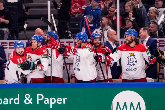 TAMPERE, FINLAND - MAY 28: Czech Republic squad celebrates his goal during the 2022 IIHF Ice hockey, Eishockey World Championship, WM, Weltmeisterschaft match between Canada and Czech Republic at Nokia Arena on May 28, 2022 in Tampere, Finland. Tampere Nokia Arena Finland Copyright: xJustPictures.ch JarixPestelaccix
