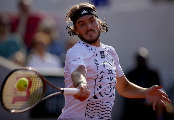 Mandatory Credit: Photo by Ella Ling Shutterstock (12956279bz) Stefanos Tsitsipas of Greece in action French Open Tennis, Day 7, Roland Garros, Paris, France - 28 May 2022 French Open Tennis, Day 7, Roland Garros, Paris, France - 28 May 2022  Copyright: xEllaxLing Shutterstockx 12956279bz