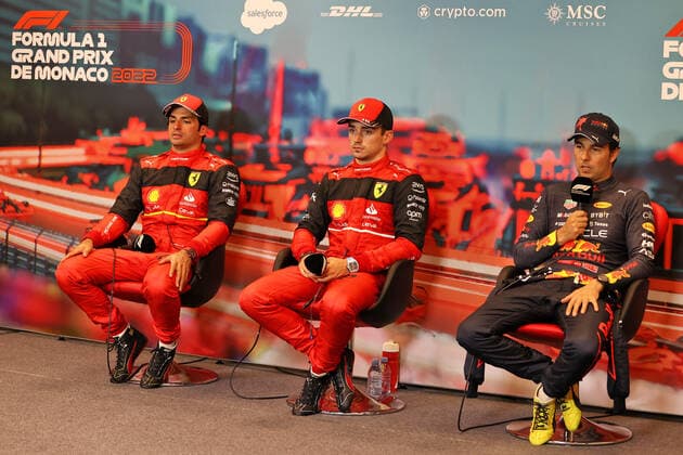 SAINZ Carlos (spa), Scuderia Ferrari F1-75, LECLERC Charles (mco), Scuderia Ferrari F1-75, PEREZ Sergio (mex), Red Bull Racing RB18, portrait, press conference, PK, Pressekonferenz during the Formula 1 Grand Prix de Monaco 2022, 7th round of the 2022 FIA Formula One World Championship, WM, Weltmeisterschaft on the Circuit de Monaco, from May 27 to 29, 2022 in Monte-Carlo, Monaco - F1 - MONACO GRAND PRIX 2022 DPPI Panoramic MOY13164