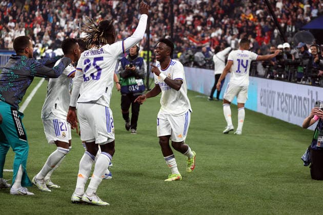 28.05.22 UEFA Champions League Finale 2022 FC Liverpool - Real Madrid Frankreich, Paris, 28.05.2022, Fussball, UEFA Champions League, Finale in Paris, FC Liverpool - Real Madrid: Vinicius Jr. (Real Madrid).