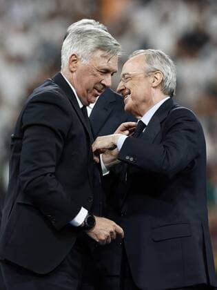 PARIS - (LR) Real Madrid coach Carlo Ancelotti, Real Madrid president Florentino Perez during the UEFA Champions League final match between Liverpool FC and Real Madrid at Stade de Franc on May 28, 2022 in Paris, France. ANP DUTCH HEIGHT MAURICE VAN STONE UEFA Champions League final 2021 2022 xVIxANPxSportx xMauricexvanxSteenxIVx