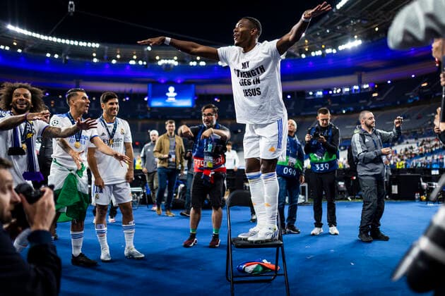 Schlussjubel: David Alaba (Real) FC Liverpool - Real Madrid Paris, Champions League, Finale, 28.05.2022, Fussball; Saison 2021 22 Foto: Moritz Müller