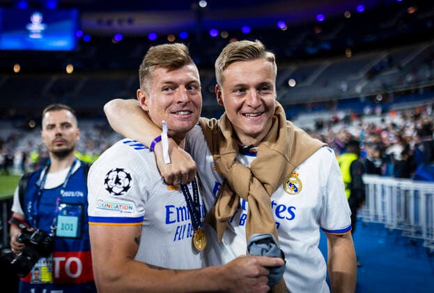 Schlussjubel: Toni Kroos (Real) und sein Bruder Felix FC Liverpool - Real Madrid Paris, Champions League, Finale, 28.05.2022, Fussball; Saison 2021 22 Foto: Moritz Müller