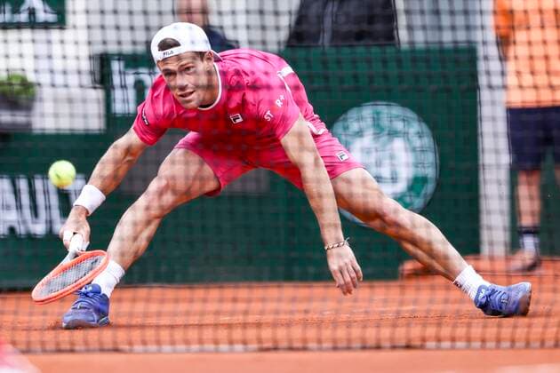 TENNIS - French Open 2022 PARIS,FRANCE,29.MAY.22 - TENNIS - ATP, Tennis Herren World Tour, French Open, Roland Garros, Grand Slam. Image shows Diego Schwartzman (ARG).  GEPAxpictures xPatrickxSteiner