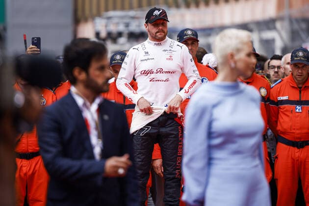 Formel 1, GP von Monaco, Fürst Albert und Fürstin Charlene BOTTAS Valtteri (fin), Alfa Romeo F1 Team ORLEN C42, portrait during the Formula 1 Grand Prix de Monaco 2022, 7th round of the 2022 FIA Formula One World Championship, WM, Weltmeisterschaft on the Circuit de Monaco, from May 27 to 29, 2022 in Monte-Carlo, Monaco - F1 - MONACO GRAND PRIX 2022 - Race DPPI Panoramic  00122019__DE_3600.JPG_