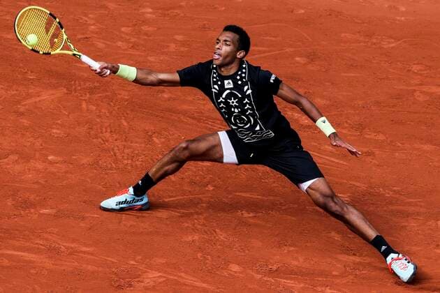 TENNIS - French Open 2022 PARIS,FRANCE,29.MAY.22 - TENNIS - ATP, Tennis Herren World Tour, French Open, Roland Garros, Grand Slam. Image shows Felix Auger-Aliassime (CAN).  GEPAxpictures xPatrickxSteiner
